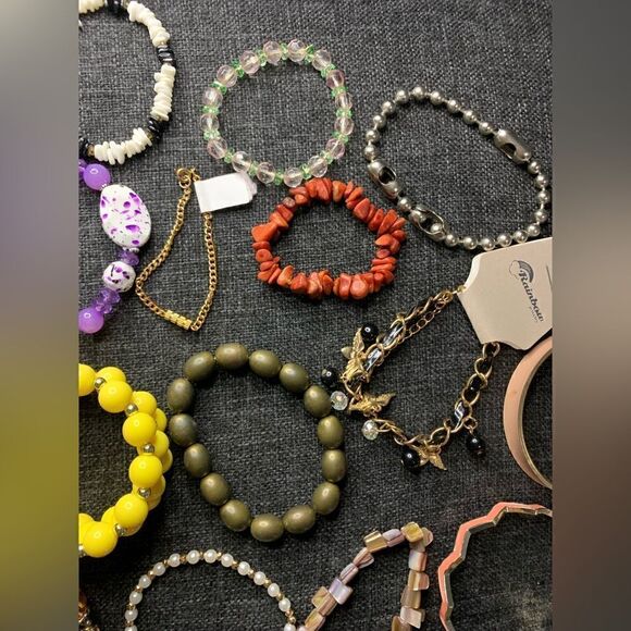 Bracelet Bundle 1 Costume Jewelry - Picture 7 of 7